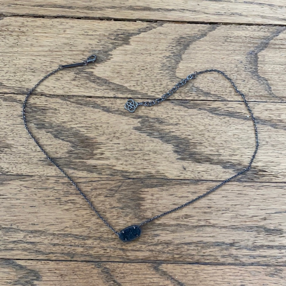 KENDRA SCOTT NECKLACE